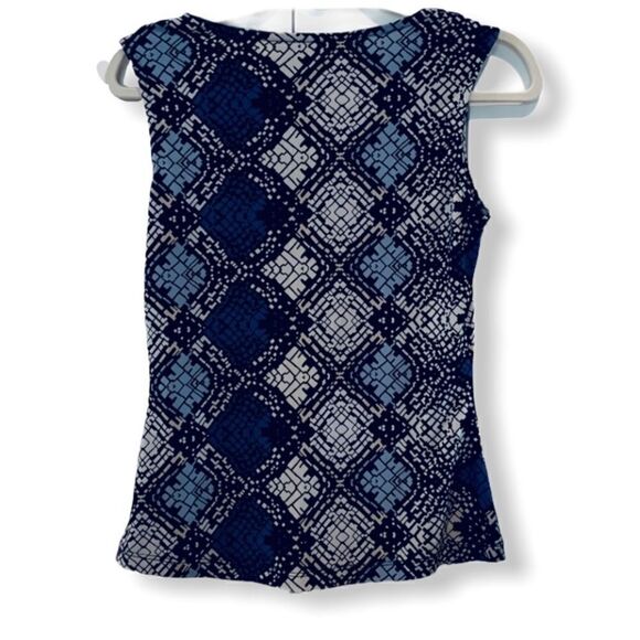 Cleo Petites Sleeveless Blouse - Picture 2 of 6